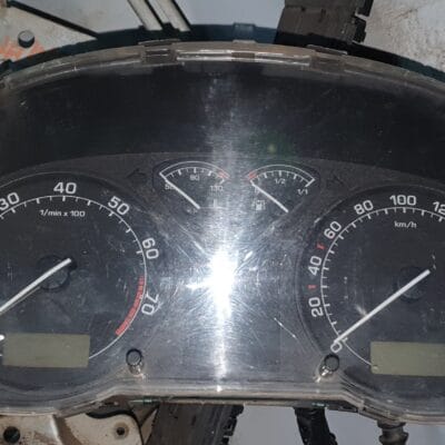 Skoda Octavia 1.6 Petrol Speedoclock